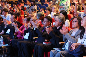 روائع طريق الحرير، ونفحات المسرح الصيني