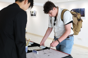 تشانغدو اكثر من مجرد باندا عملاقة