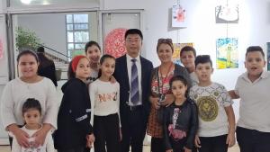 Exposition de dessin pour les enfants chinois et africains 