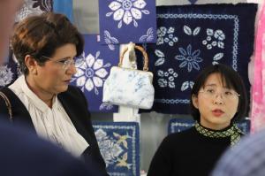 la fin de l'exposition itinérant de l'artisanat Sino-marocain à Marrakech 