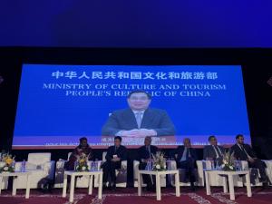 le premier étape de l'exposition itinérant de l'artisanat sino-marocain ( Méknes)